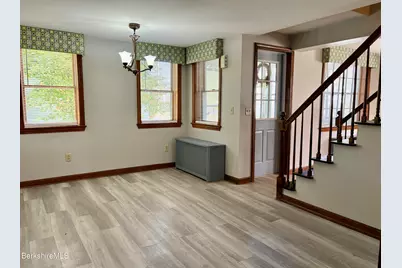42 Newell St, Pittsfield, MA 01201 - Photo 11