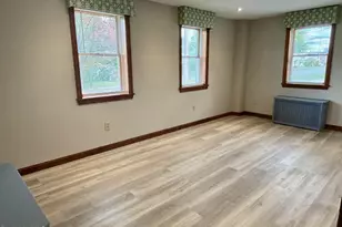 42 Newell St, Pittsfield, MA 01201 - Photo 9