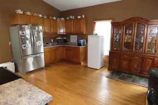 17 Bobs Hill, Adams, MA 01220 - Photo 5