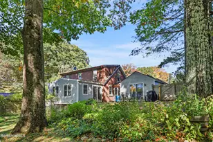 202 Oak St, Great Barrington, MA 01236 - Photo 33