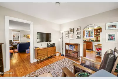202 Oak St, Great Barrington, MA 01236 - Photo 11