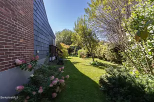20 Crane Ave, Pittsfield, MA 01201 - Photo 41