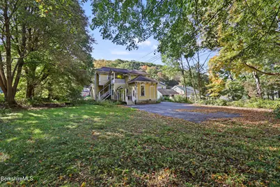 137 W Main St, North Adams, MA 01247 - Photo 27