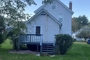 27 Maple Ave, Chester, MA 01011 - Photo 7