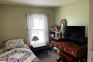 27 Maple Ave, Chester, MA 01011 - Photo 1