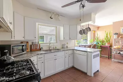 20 Cooper Rd, Great Barrington, MA 01230 - Photo 17