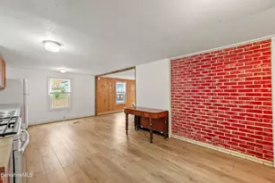 27 Lakewood Circle, Pittsfield, MA 01201 - Photo 19