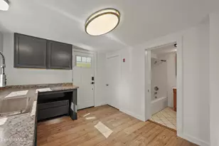 115 Grove St, Adams, MA 01220 - Photo 17