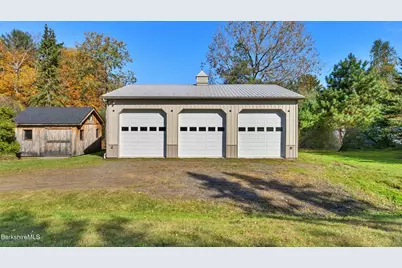 44 Melbourne Rd, Pittsfield, MA 01201 - Photo 5