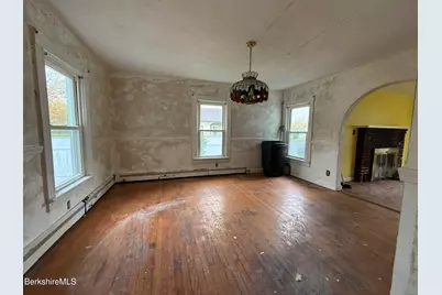 411 State Rd, North Adams, MA 01247 - Photo 9
