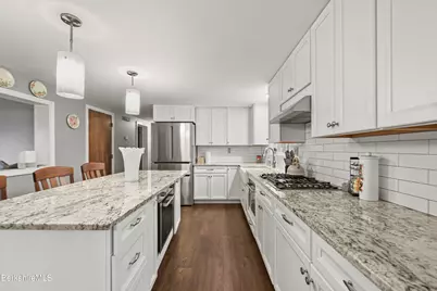 90 Orlando Ave, Pittsfield, MA 01201 - Photo 9