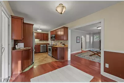 34 Sampson Pkwy, Pittsfield, MA 01201 - Photo 13