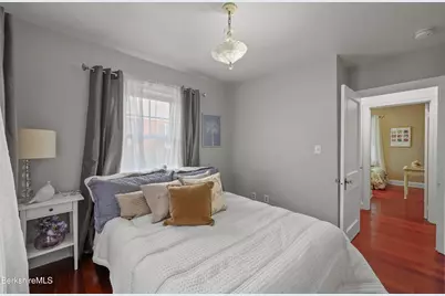34 Sampson Pkwy, Pittsfield, MA 01201 - Photo 25