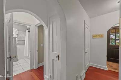 34 Sampson Pkwy, Pittsfield, MA 01201 - Photo 23