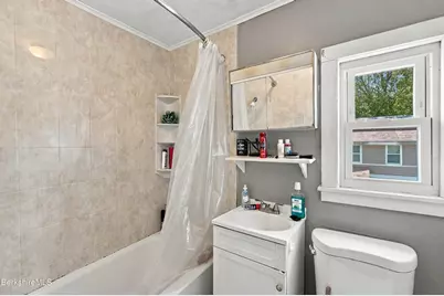37 Adam St, Pittsfield, MA 01201 - Photo 41