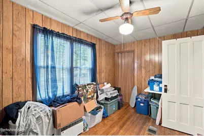 37 Adam St, Pittsfield, MA 01201 - Photo 33
