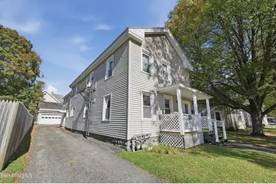37 Adam St, Pittsfield, MA 01201 - Photo 3