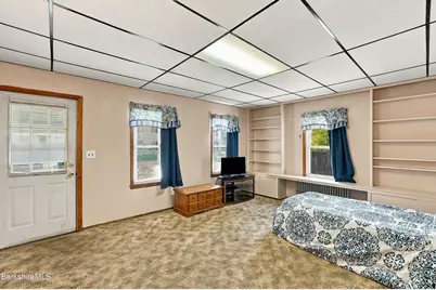 37 Adam St, Pittsfield, MA 01201 - Photo 29