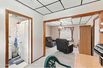 37 Adam St, Pittsfield, MA 01201 - Photo 21