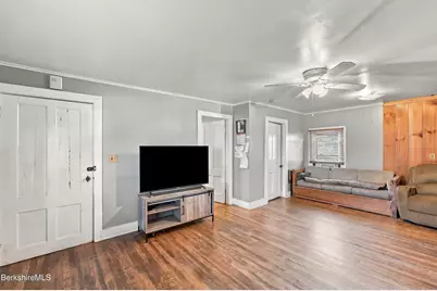 37 Adam St, Pittsfield, MA 01201 - Photo 47