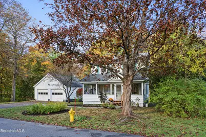 92 Noblehurst Ave, Pittsfield, MA 01201 - Photo 7