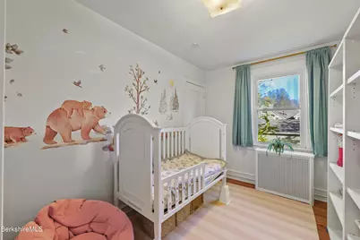 92 Noblehurst Ave, Pittsfield, MA 01201 - Photo 27