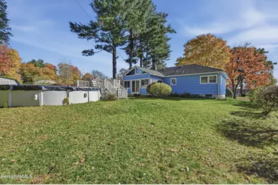 33 Highlawn Dr, Pittsfield, MA 01201 - Photo 31