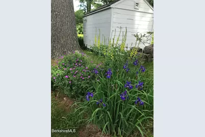 33 Highlawn Dr, Pittsfield, MA 01201 - Photo 37