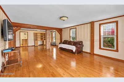 366 Eagle St, North Adams, MA 01247 - Photo 29