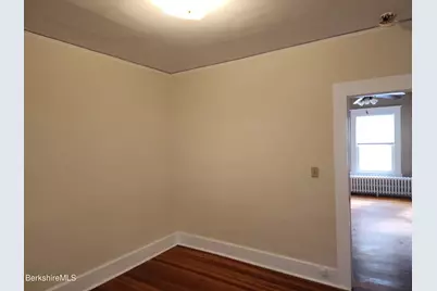 39 Livingston Ave, Pittsfield, MA 01201 - Photo 21