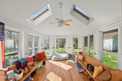 961 River Rd, Clarksburg, MA 01247 - Photo 13