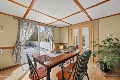 961 River Rd, Clarksburg, MA 01247 - Photo 11