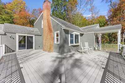 961 River Rd, Clarksburg, MA 01247 - Photo 3
