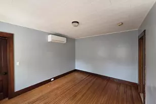 75 Summer St, Adams, MA 01220 - Photo 9