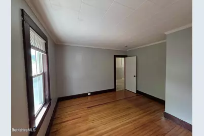 75 Summer St, Adams, MA 01220 - Photo 11