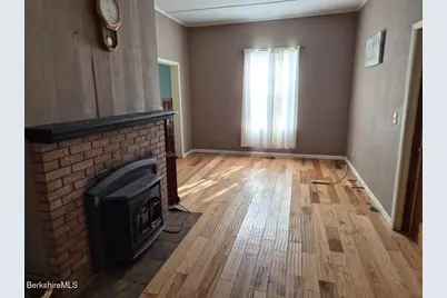 21 S Main St, Lanesborough, MA 01237 - Photo 11