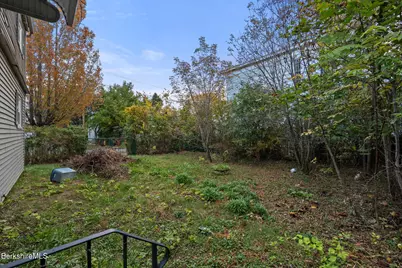 34 Pacific St, Pittsfield, MA 01201 - Photo 21