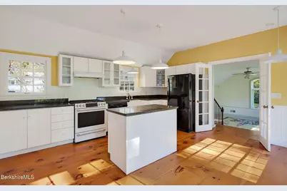 28 Interlaken Rd, Stockbridge, MA 01262 - Photo 11
