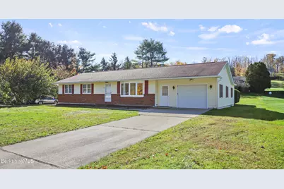 64 Devonshire Dr, Cheshire, MA 01225 - Photo 3