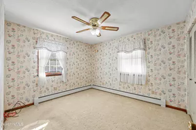 64 Devonshire Dr, Cheshire, MA 01225 - Photo 27