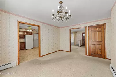 64 Devonshire Dr, Cheshire, MA 01225 - Photo 17