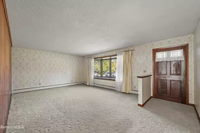 64 Devonshire Dr, Cheshire, MA 01225 - Photo 7