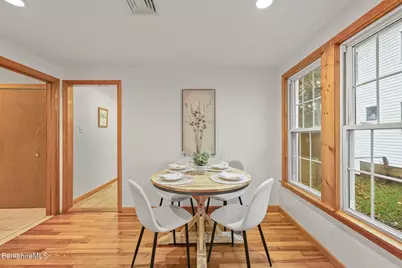 19 Draper Ave, Pittsfield, MA 01201 - Photo 11