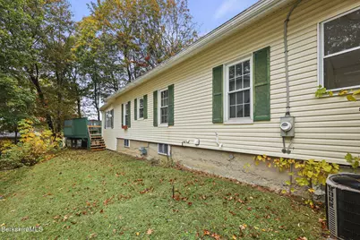 19 Draper Ave, Pittsfield, MA 01201 - Photo 39