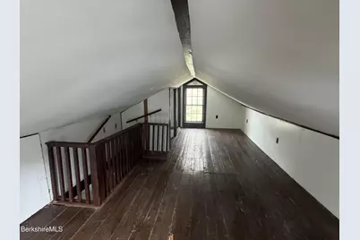 2 Willow St, Adams, MA 01220 - Photo 15