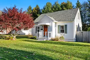 16 Delaware Ave, Pittsfield, MA 01201 - Photo 1