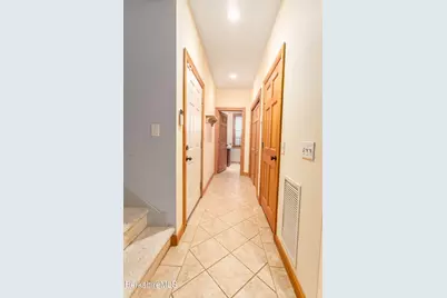122 Silver St, Lanesborough, MA 01237 - Photo 31