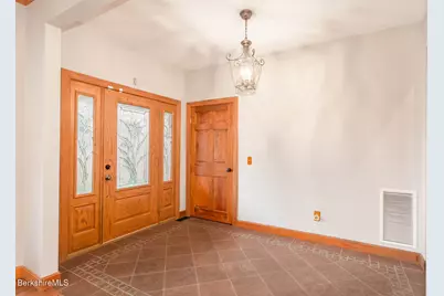 122 Silver St, Lanesborough, MA 01237 - Photo 25
