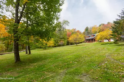 122 Silver St, Lanesborough, MA 01237 - Photo 43
