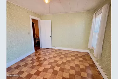 28 1st St, Adams, MA 01220 - Photo 13